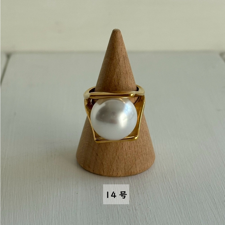 サージカルステンレスリング 樹脂パール 大ぶり | feu | 詳細画像4 