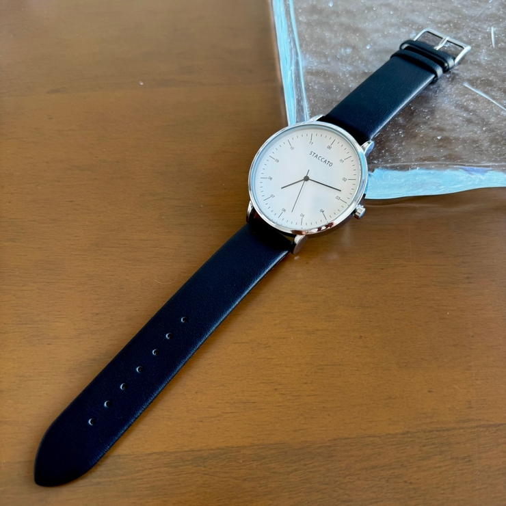 ホワイト文字盤×ブラックベルト | ビックフェース腕時計 ジャパンムーブメント 革ベルト | feu