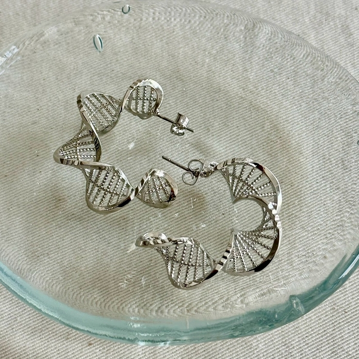 シルバー | ビックフープピアス 透け柄 軽量 | feu