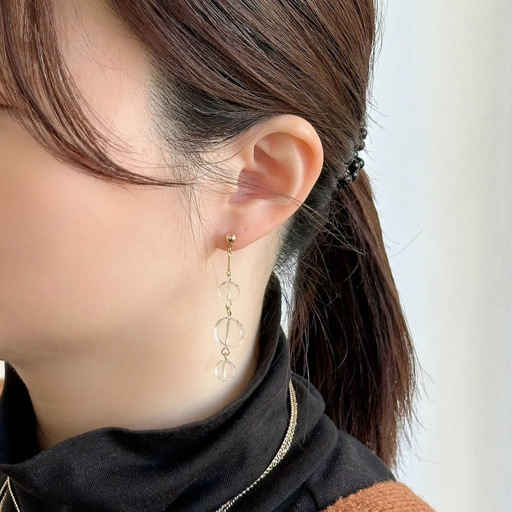 揺れるピアス クリア樹脂 個性的 | feu | 詳細画像3 