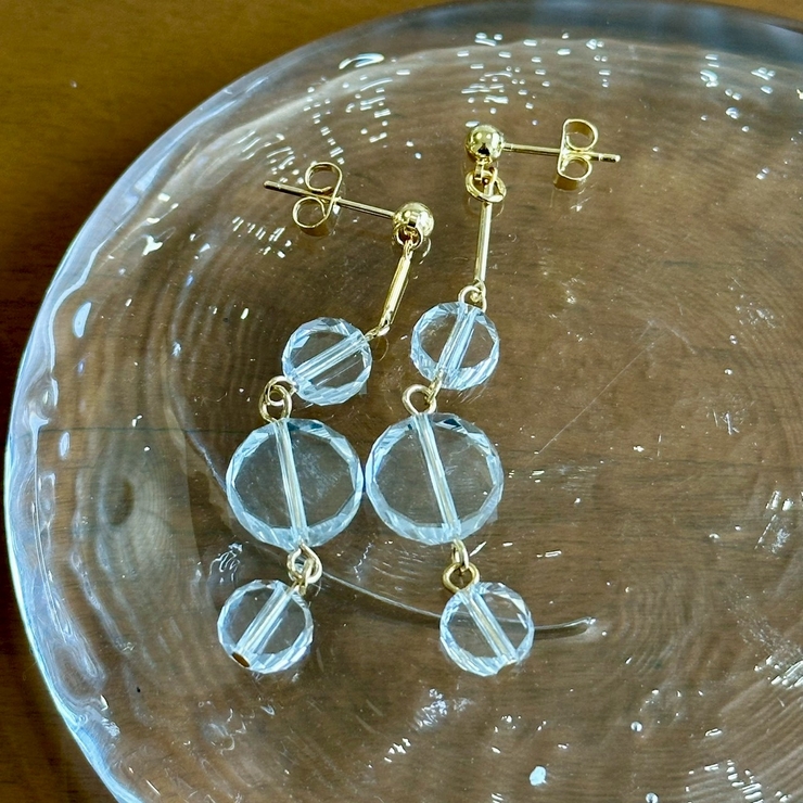 クリア | 揺れるピアス クリア樹脂 個性的 | feu