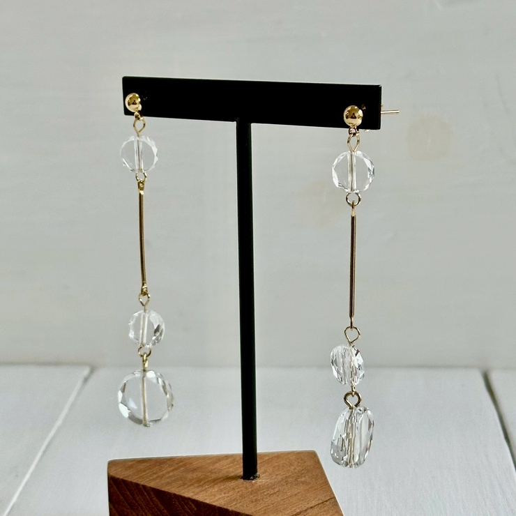 揺れるピアス クリア樹脂 個性的 | feu | 詳細画像5 