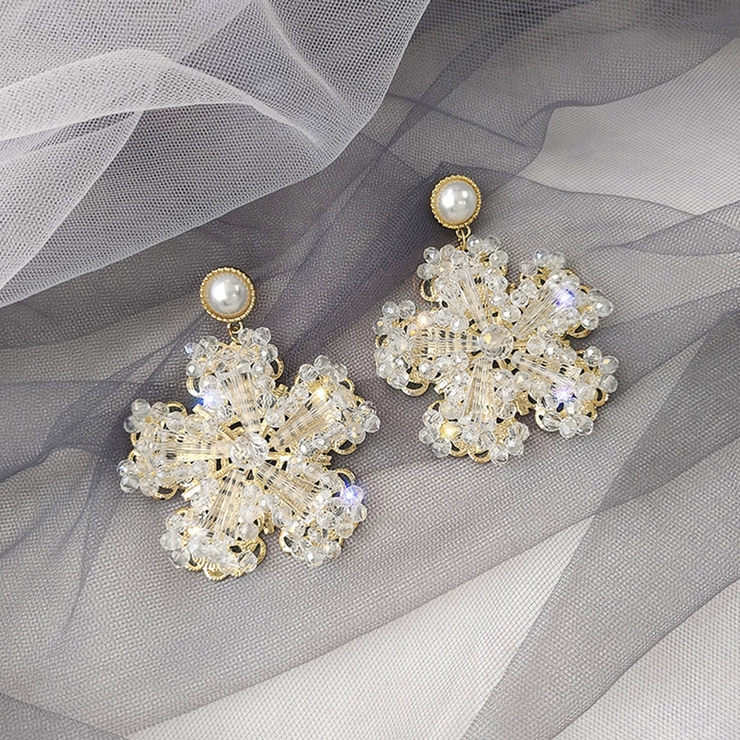 SV925✴︎花ピアス✴︎大きめフラワーピアス✴︎華やか！ Amazon | 大きめ 花 フラワー ピアス レディース SS0333 ピンク