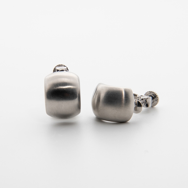 SILVER | レクタングルイヤリング | 4quince