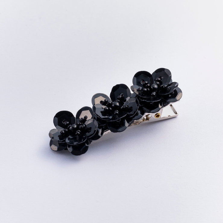 BLACK | フラワービーズヘアクリップ | 4quince