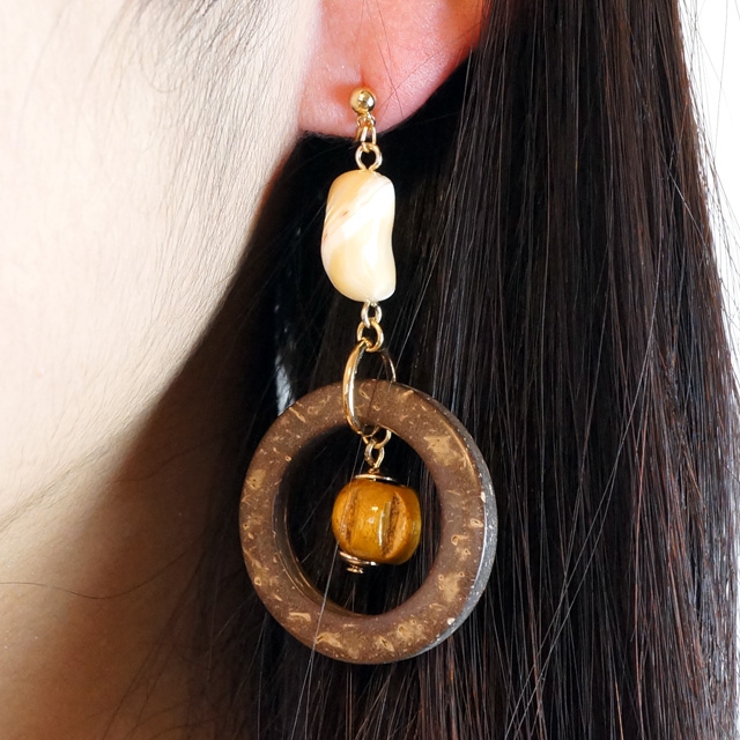 レディースピアス シェル ウッドビーズ | YUKATANゆかたん | 詳細画像4 