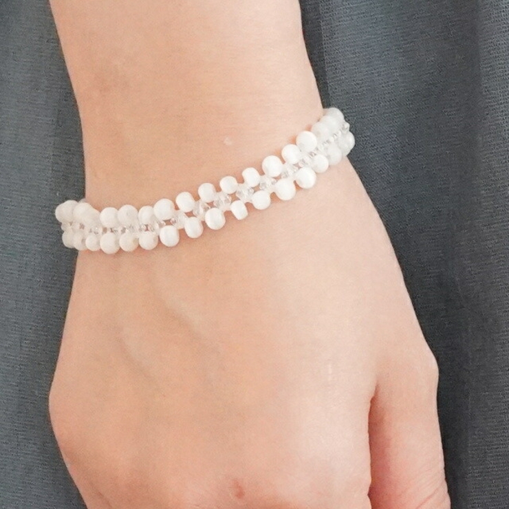 ブレスレット ビーズ ゴムブレスレット シンプル 上品 ホワイト 白