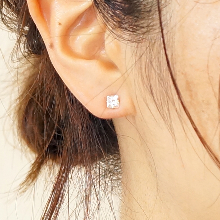 シルバーピアス ひし形 ダイヤ型[品番：YUKA0006486]｜YUKATAN