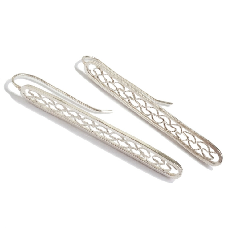 シルバーピアス 透かし ロングピアス | YUKATANゆかたん | 詳細画像9 