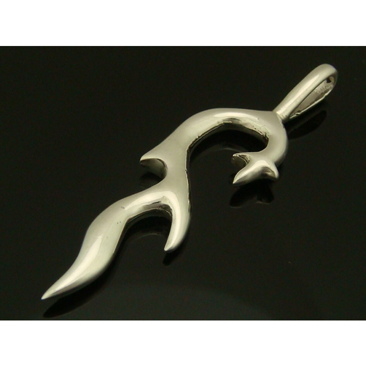 シルバー925 炎のような刀のような曲線が美しいペンダントトップ 【ペンダントヘ… | laplateriashu  | 詳細画像1 