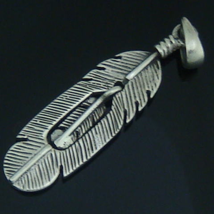 シルバー925 大きめの羽根の中に小さな羽根が ！ | laplateriashu  | 詳細画像1 