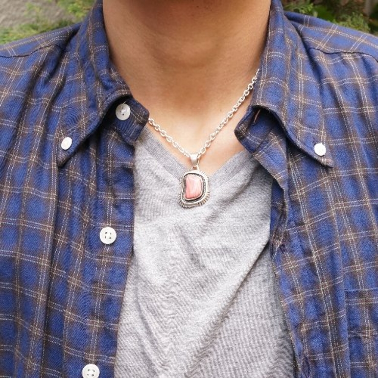 シルバー925 いびつな形がかわいらしいピンクの石付きペンダントトップ | laplateriashu  | 詳細画像3 