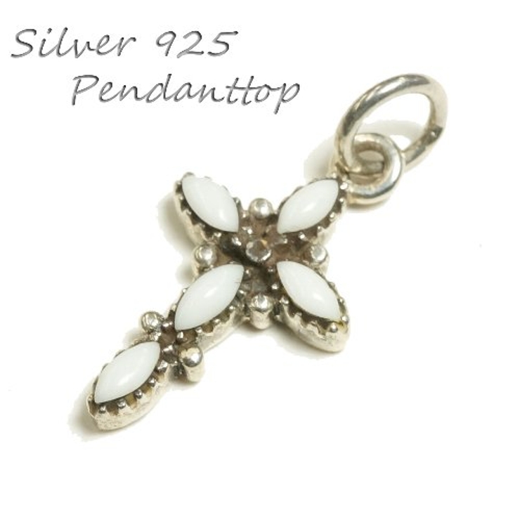シルバー925 クロスをモチーフにした白い石付きペンダントトップ 【シルバー製 | laplateriashu  | 詳細画像1 