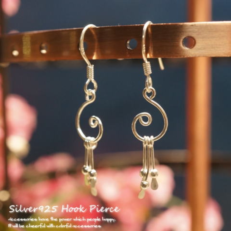 くるりんモチーフから流れる線が華奢なサガリピアス アクセサリー | YUKATANゆかたん | 詳細画像1 