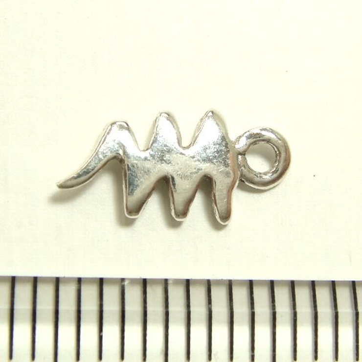 ギザギザ模様のシルバーパーツ2個で1セット横幅5 55mm×高さ10 94mmで… | YUKATANゆかたん | 詳細画像3 