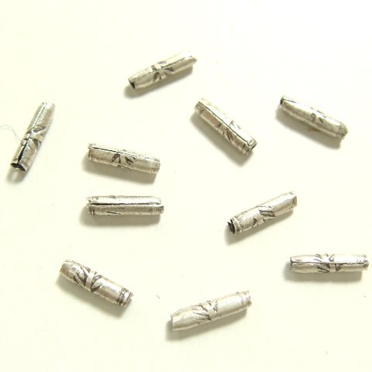 シルバーパーツ10個で1セット 直径1 2ｍｍタイプで葉っぱのような模様が描かれ… | YUKATANゆかたん | 詳細画像1 