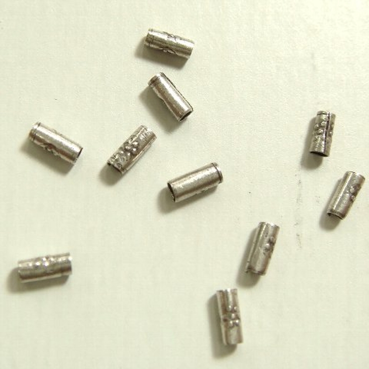 シルバーパーツ10個で1セット 直径1 0ｍｍタイプで小さなお花のような模様が描… | YUKATANゆかたん | 詳細画像1 