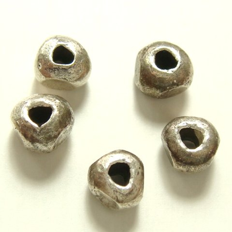 シルバーパーツ5個で1セット 直径4 1ｍｍタイプで墨入り丸型なのにどこかいびつ… | YUKATANゆかたん | 詳細画像1 