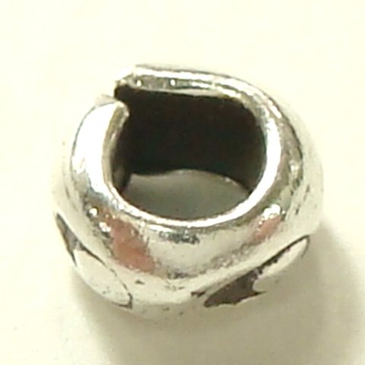 シルバーパーツ5個で1セット 直径3 8ｍｍタイプで横に楕円の模様が描かれた小さ… | YUKATANゆかたん | 詳細画像2 