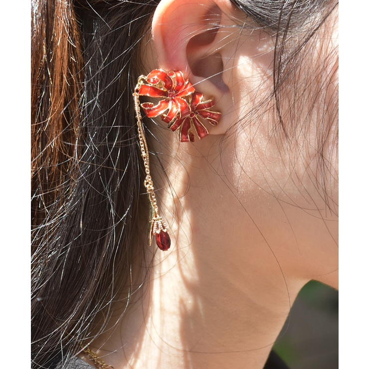 彼岸花モチーフイヤリング[品番：IGAW0005262]｜axes femme