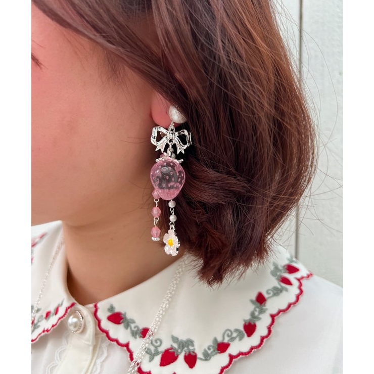DOLCE&GABBANA 使いこなせ いちごイヤリング