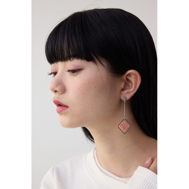 PNK | アクリル×メタルアシンメトリーピアス | AZUL BY MOUSSY