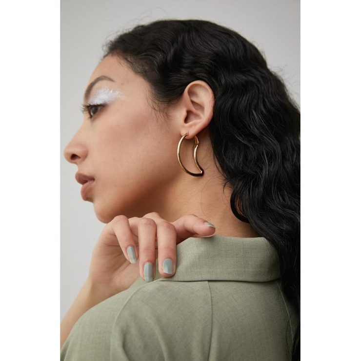 CRESCENT MOON HOOP EARRINGS | AZUL BY MOUSSY | 詳細画像3 
