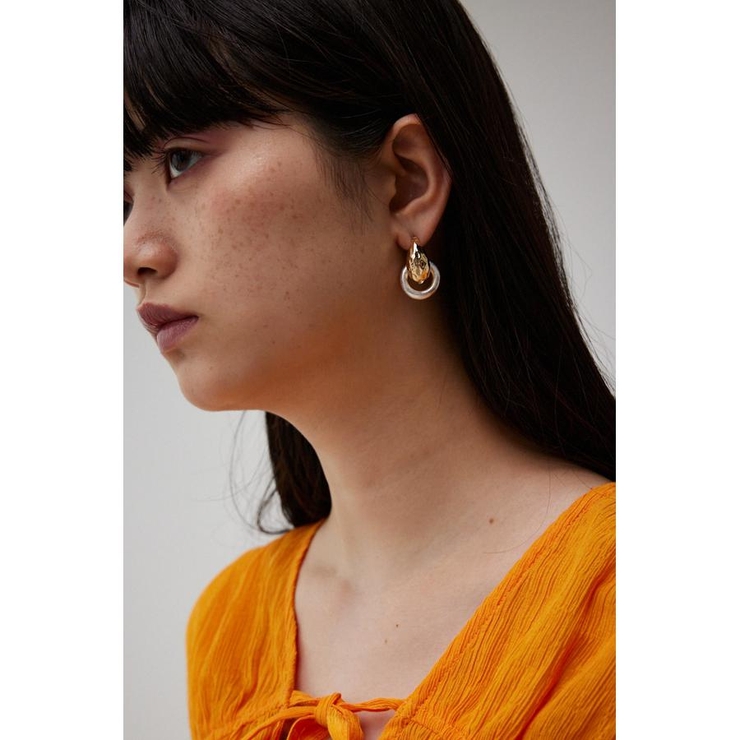 MIX MATERIAL RING EARRINGS | AZUL BY MOUSSY | 詳細画像3 