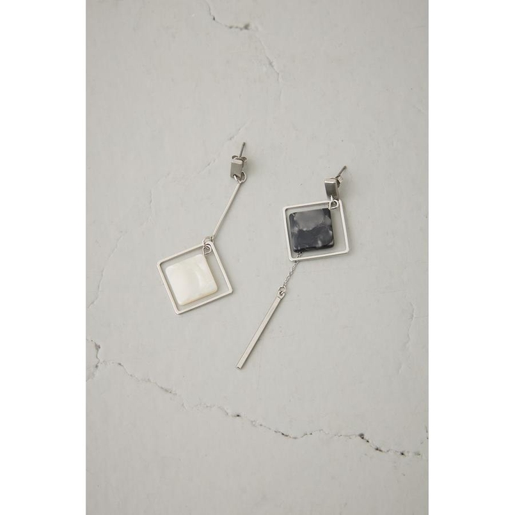 アクリル×メタルアシンメトリーピアス | AZUL BY MOUSSY | 詳細画像3 