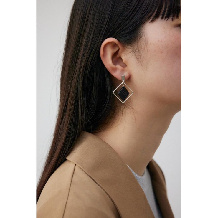 アクリル×メタルアシンメトリーピアス | AZUL BY MOUSSY | 詳細画像3 