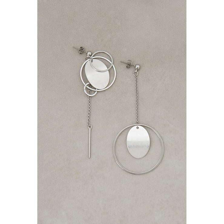 SLV | アシンメトリーサークルピアス | AZUL BY MOUSSY