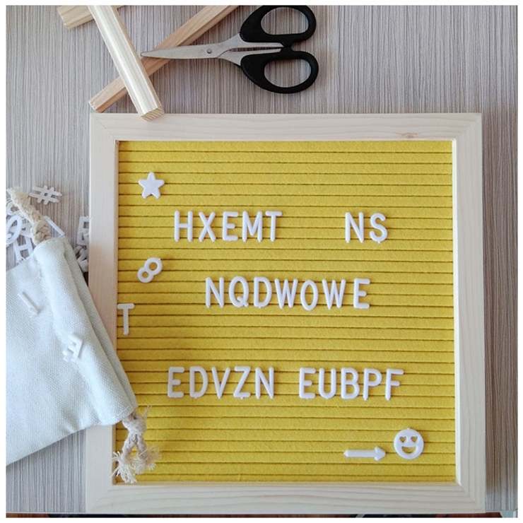 レターボード ウッド製 25cmx25cm pmywood01[品番：BCYW0020883