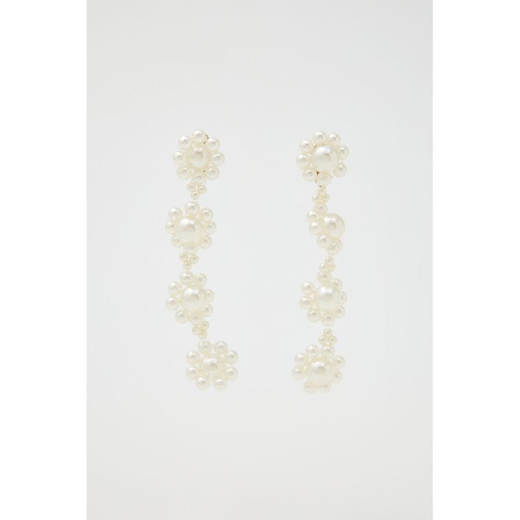 WHT | フラワーフェイクパール4連イヤリング | RODEO CROWNS WIDE BOWL