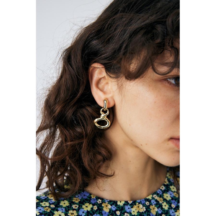 TWISTED CHUNK CLIP EARRINGS[品番：BJLW0024843]｜MOUSSY