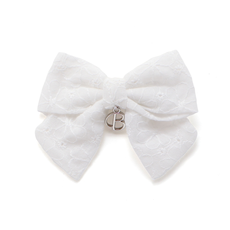 チャーム付きレースリボンヘアクリップ | BeBe | 詳細画像3 