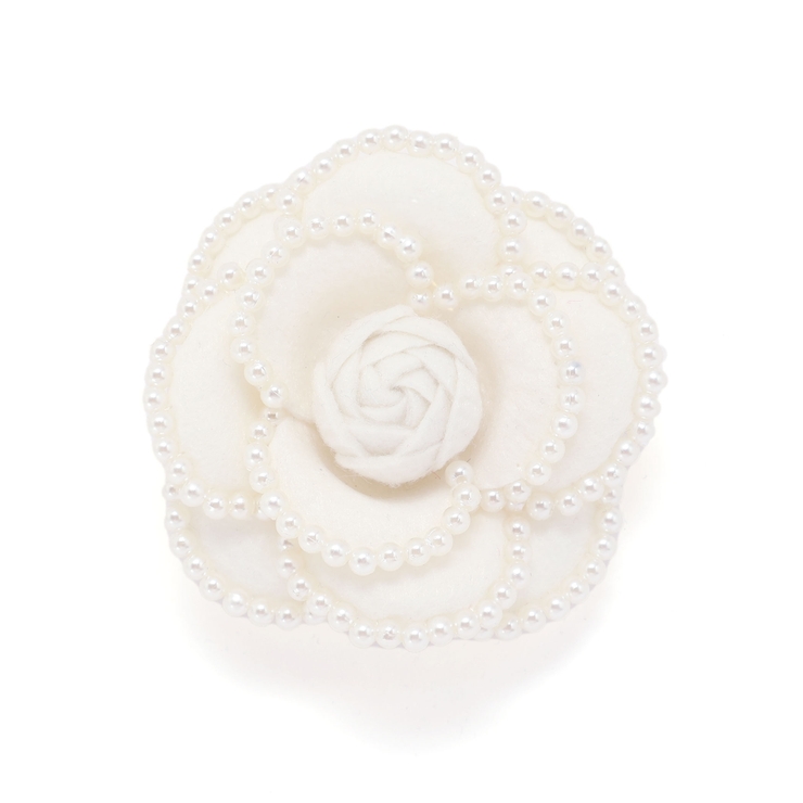 ホワイト | 【店舗限定】カメリアコサージュ | BeBe Petits Pois Vert