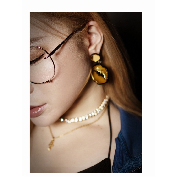 ゴールド | アクセサリー ピアス くちびる | bombshell