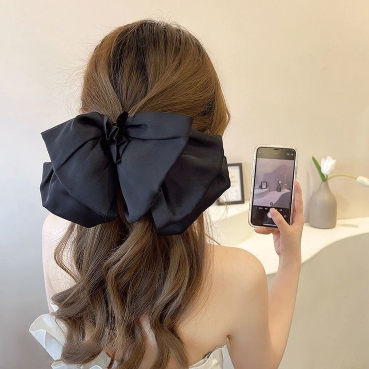 ブラック | 「後ろ姿で魅せる」大人かわいい 3重レイヤード ビッグリボン | Beststore