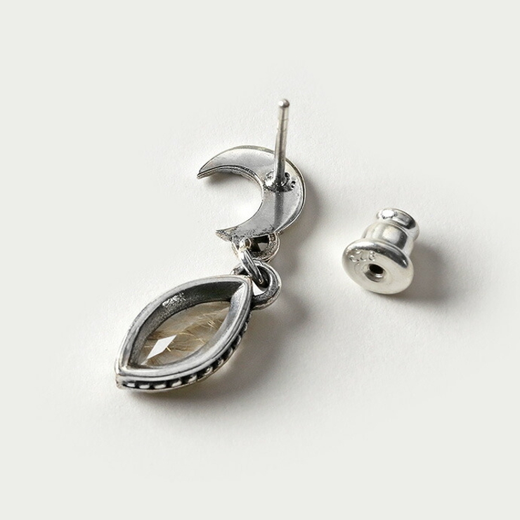 Binich(ビニッチ)ルチルクォーツムーンドロップピアス三日月シルバー925アクセサリー[シルバーピアス]片耳用(1個売り)