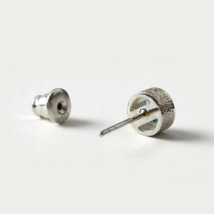 Binich(ビニッチ)スイスブルートパーズスタッドピアスメンズシルバー925アクセサリー[シルバーピアス]片耳用(1個売り)