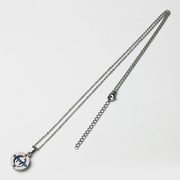 シルバー製涙型コンパスペンダント マリンブルーヴォヤージュ