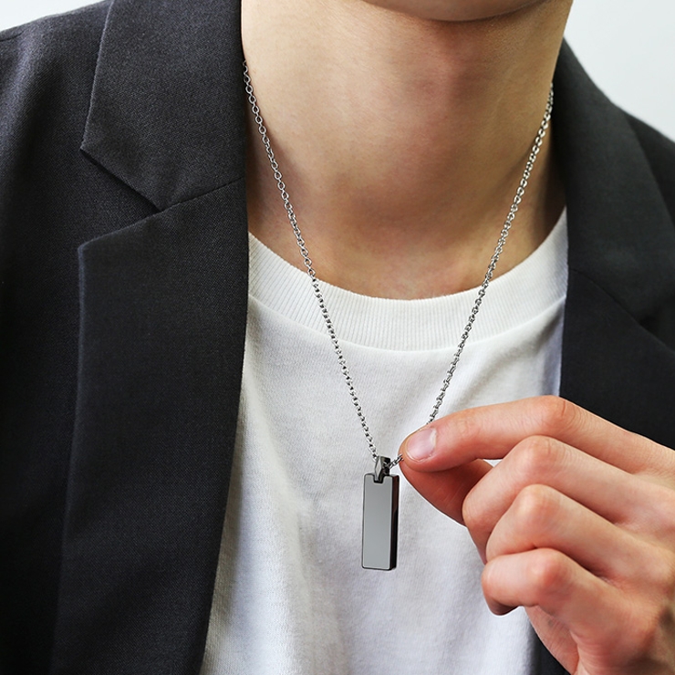 Binich(ビニッチ)ネックレスメンズシンプルタングステンバチカンデザインスティックペンダント（アズキステンレスチェーン付き）シンプルオシャレ
