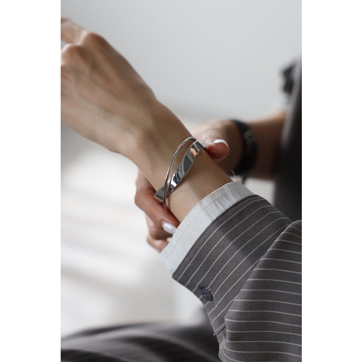 SILVER | メタルクロスバングル 88-004296 | BONJOUR SAGAN