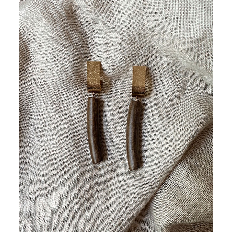 ヴィンテージウッドピアス emouv ピアス ゴールド アクセサリー シンプル | BUYSENSE | 詳細画像5 