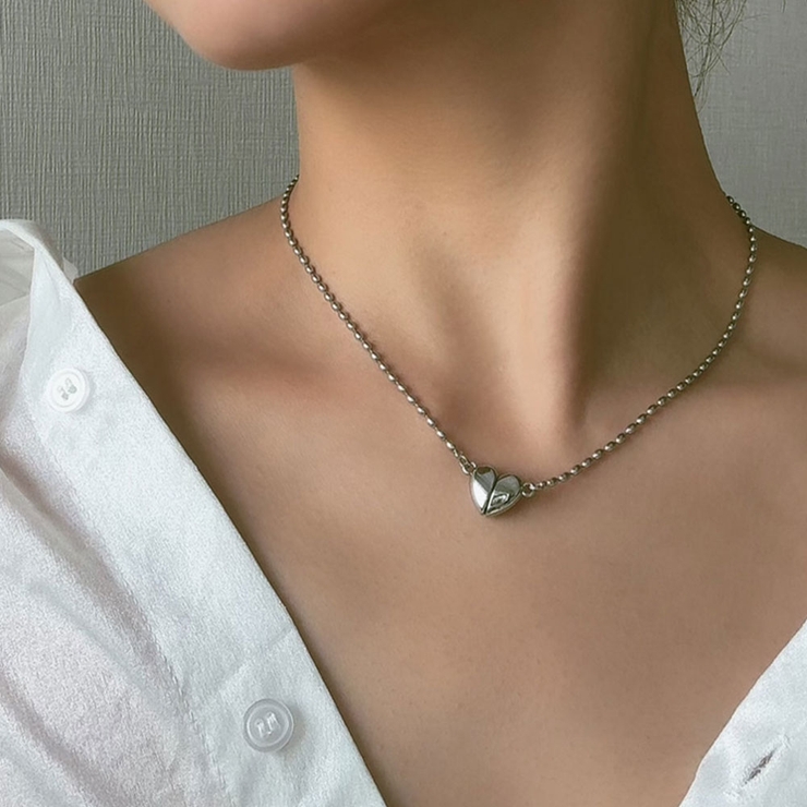 シルバー | ハートマグネットネックレス emouv by | BUYSENSE