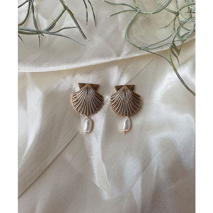 シェルパールピアス emouv ピアス | BUYSENSE | 詳細画像1 