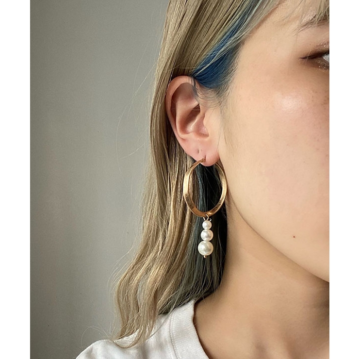 3連パールリングピアス emouv ピアス | BUYSENSE | 詳細画像1 