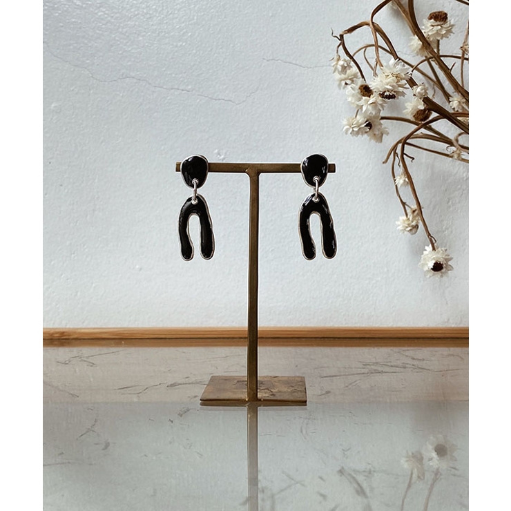 ブラック | ユニークデザインピアス emouv ピアス | BUYSENSE