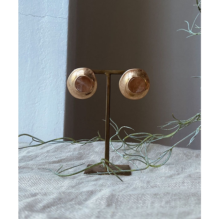 ゴールド | ヴィンテージプレートピアス emouv ピアス | BUYSENSE