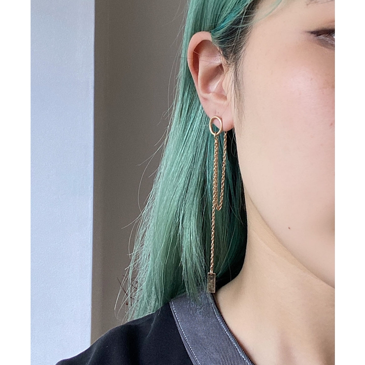ダブルチェーンスイングピアス emouv ピアス | BUYSENSE | 詳細画像2 
